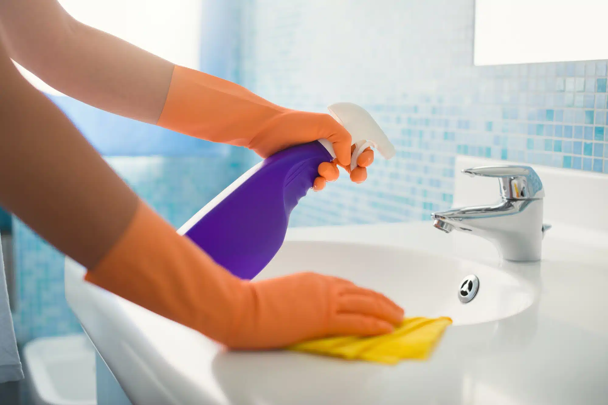 Squeaky Clean: Reviewing the Top Bathroom Cleaning Products That Actually Work
