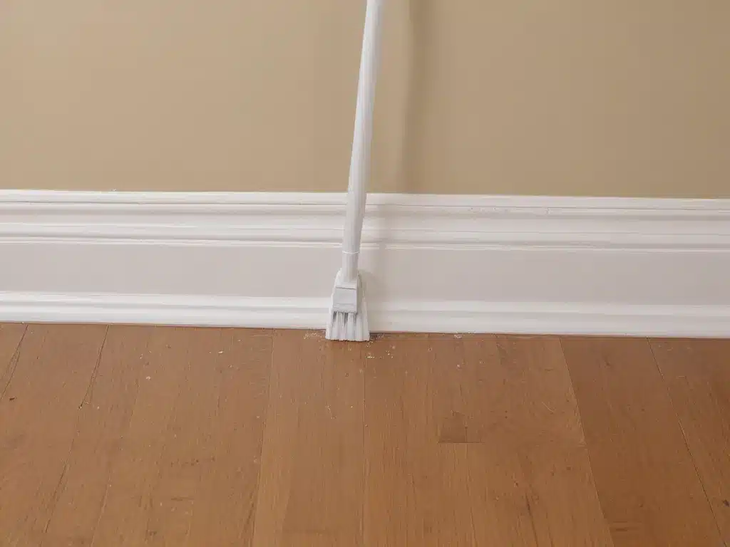 No More Dust Bunnies: Cleaning Tips for Baseboards and Ceilings